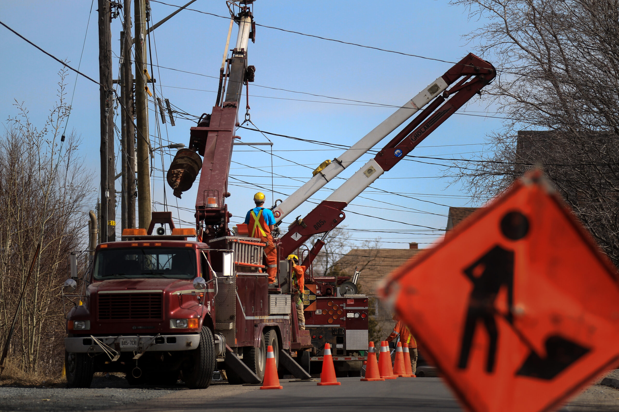 Rebuild Project on Brenda Drive
Improving the reliability of your power supply, starting October 7th, 2024.